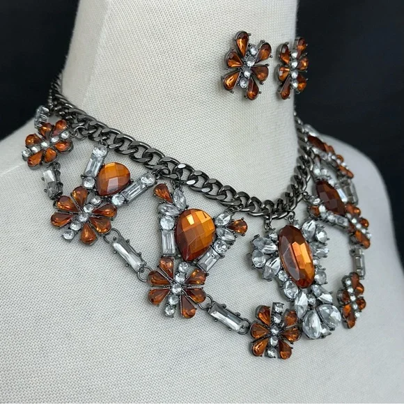 Large Brown Clear Rhinestone Statement Gun Metal Necklace Earrings Set - Picture 3 of 3